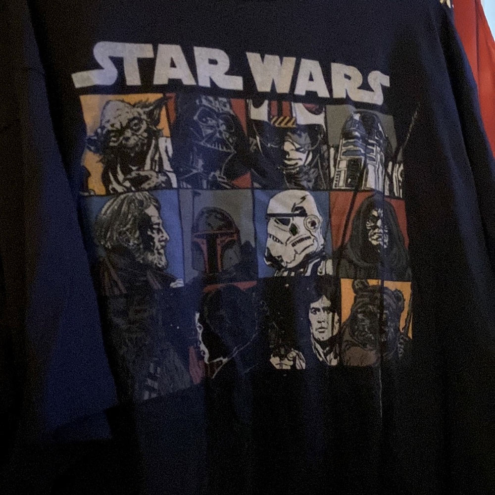 NWOT 2x StarWars T shirt